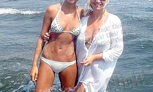 Pelinel a ieşit la plajă  pentru a şi menţine bronzul (foto: arhivă personală) jpeg