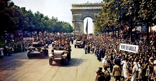 763px Crowds of French patriots line the Champs Elysees edit2 jpg jpeg