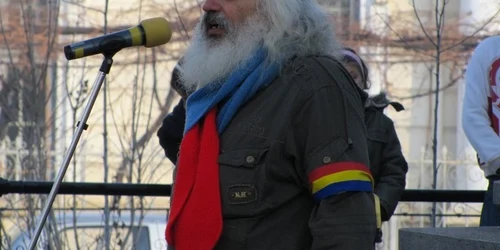 Viorel Tinică, o prezenţă constantă la manifestările de pe 22 decembrie (foto: Prefectura Tulcea)