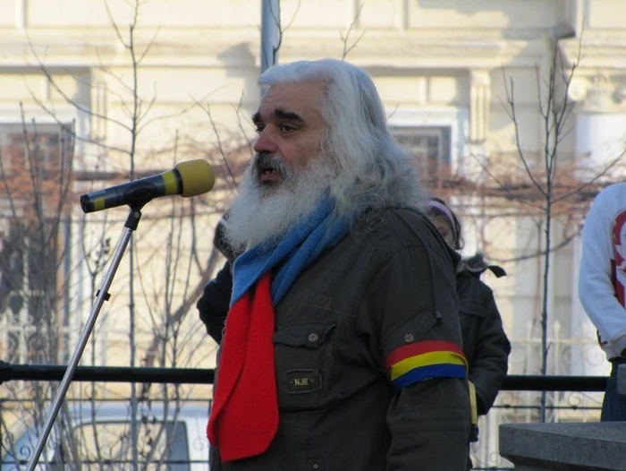 Viorel Tinică, o prezenţă constantă la manifestările de pe 22 decembrie (foto: Prefectura Tulcea)