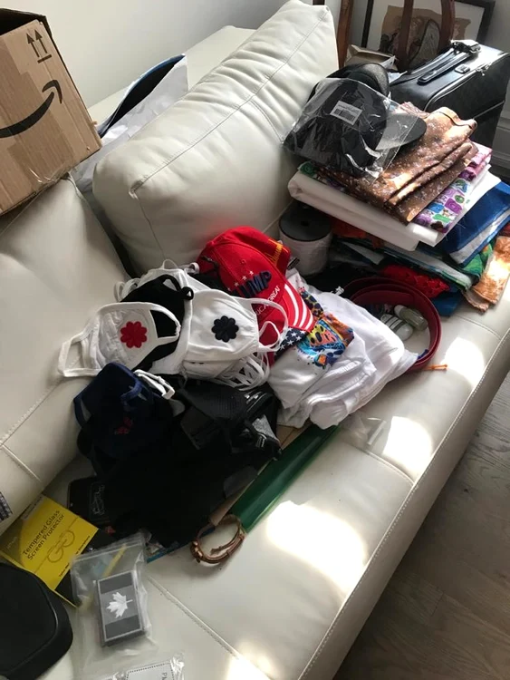 Cornel Tăbăcaru are casa plină de măști de protecție