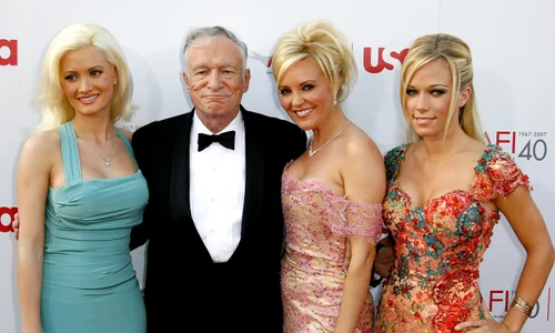 Hugh Hefner și iepurașii Playboy  Foto   Shutterstock jpg
