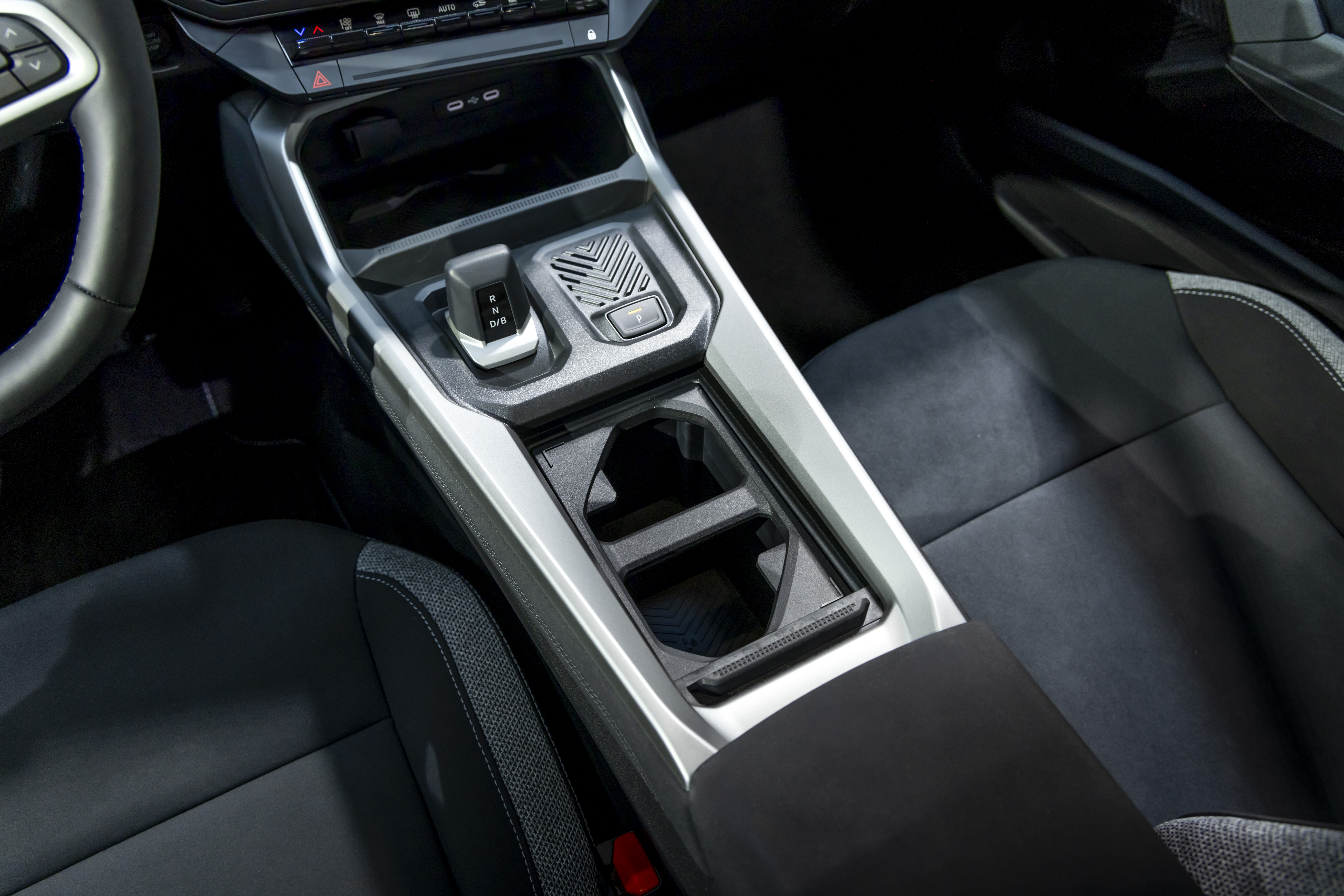 All new Dacia Bigster HYBRID 155 Journey Indigo Blue (13) jpg