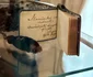 Expoziția „Îmbrăcând Timpul. București – modă, memorie, identitate”, la Hanul Gabroveni 