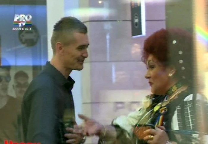 
    Cristian Gog, acuzat de furt de Elena Merişoreanu (Foto: captură video Pro TV)  