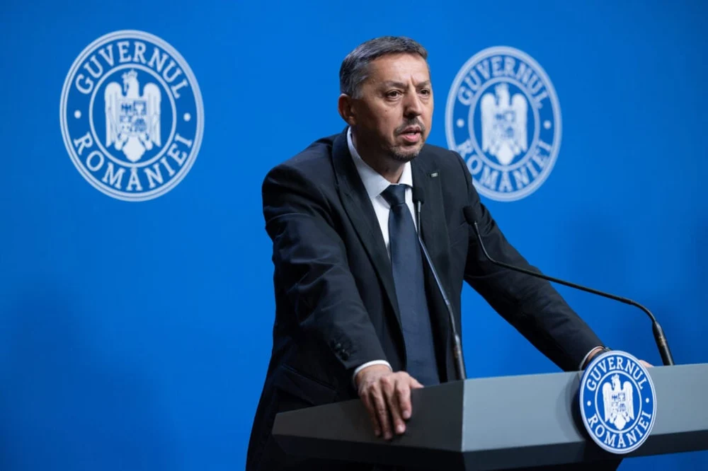 Bursele de studenți vor fi suplimentate din fonduri europene. Ce spune Daniel David despre prima de carieră didactică