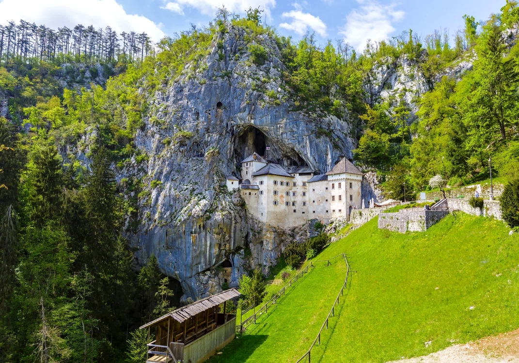 7 castel predjama shutterstock 428736385 jpg jpeg