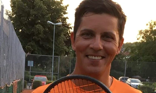 6 lucian viziru antrenor de tenis 2 jpg jpeg