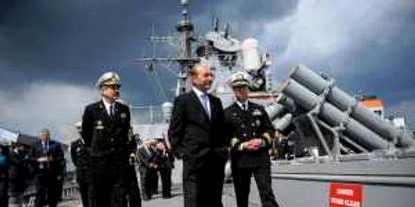 Traian Băsescu în vizită în Portul Constanţa Sursă foto presidency.ro