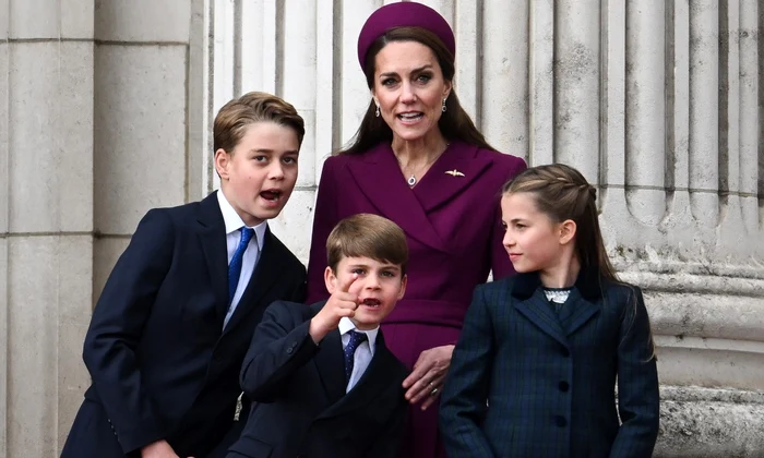 Kate Middleton, Prințul George, Prințesa Charlotte și Prințul Louis Foto Profimedia jpg