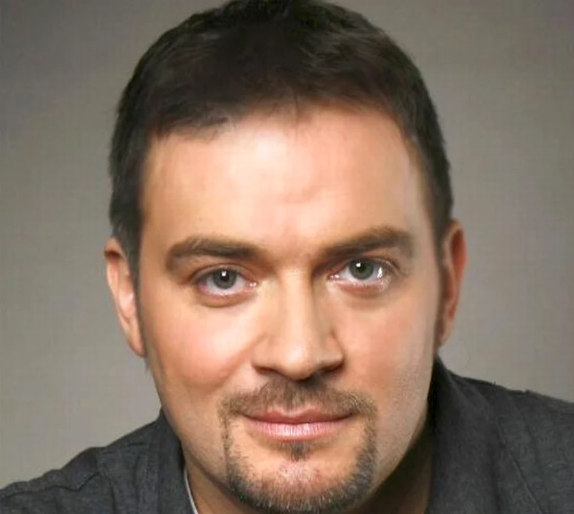 Tony Poptămaş este "regele citatelor" de pe Facebookfoto: arhiva personală
