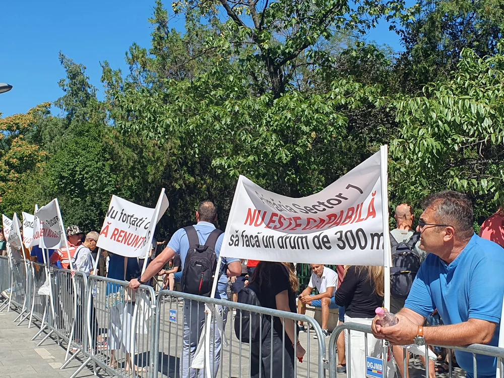 Protest al locuitorilor cartierului Greenfield 
