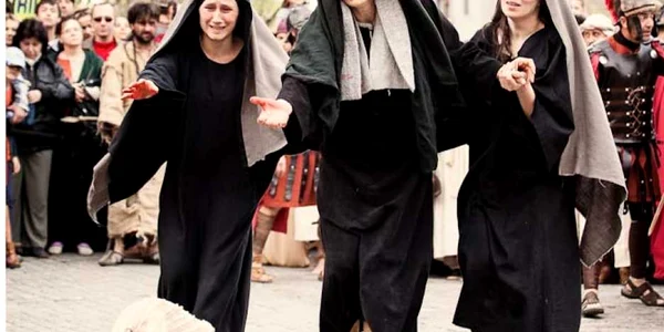 Marşul durerii Mântuitorului „Drumul Crucii – Cu moartea pe moarte călcând”