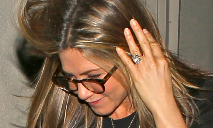 Exclusive Jennifer Aniston Dines Out At Red O Restaurant jpeg