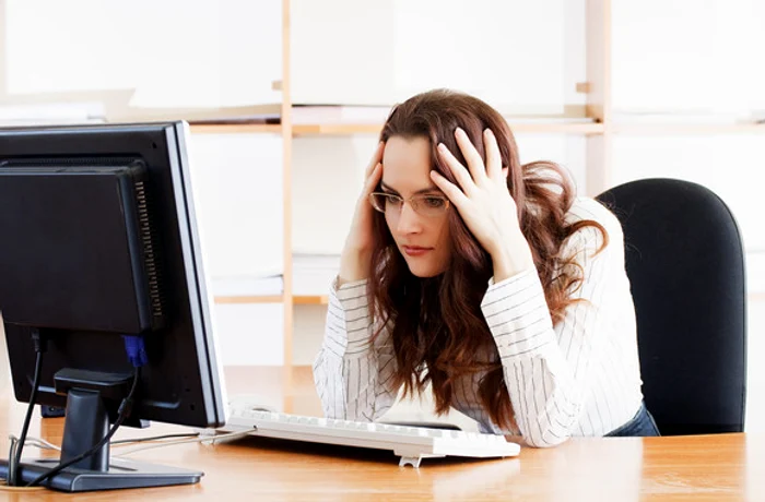 
    Orice femeie este atacată de o depresie în urma unei despărţiri de persoana în care a investit sentimente, chiar dacă într-o masură mai mica sau mai marefoto: 123RF  