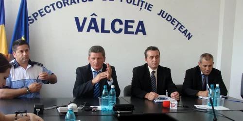 DGA impune teste pentru poliţiştii vâlceni 