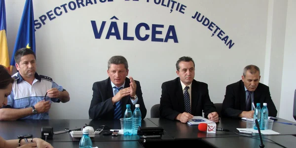 DGA impune teste pentru poliţiştii vâlceni 