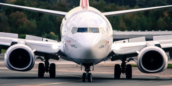 boeing 737 3917327 1280 jpg