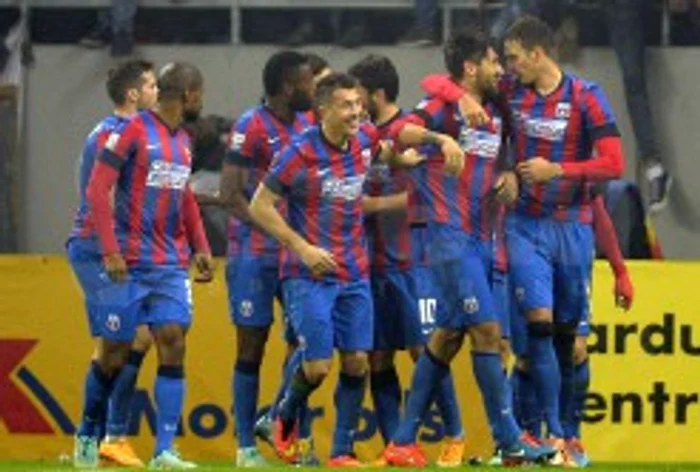 
    Steaua e campioana României în ultimii trei ani  