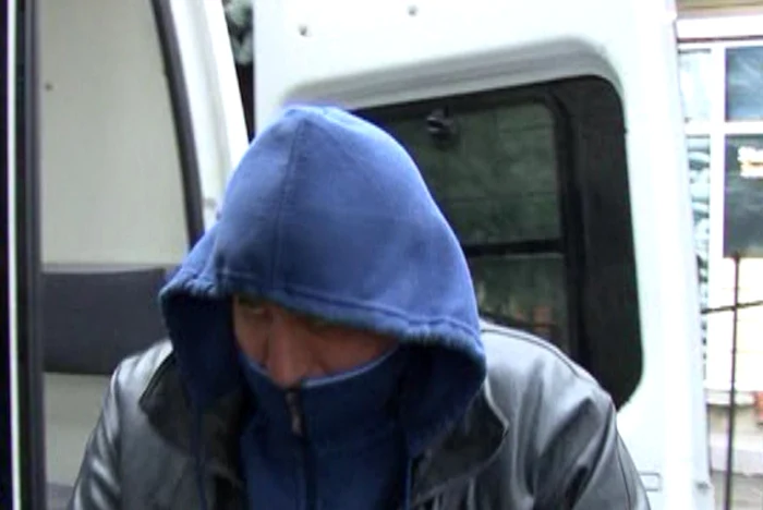 Poliţistul nu a făcut nicio declaraţie în legătură cu acuzaţiile care îi sunt aduse
