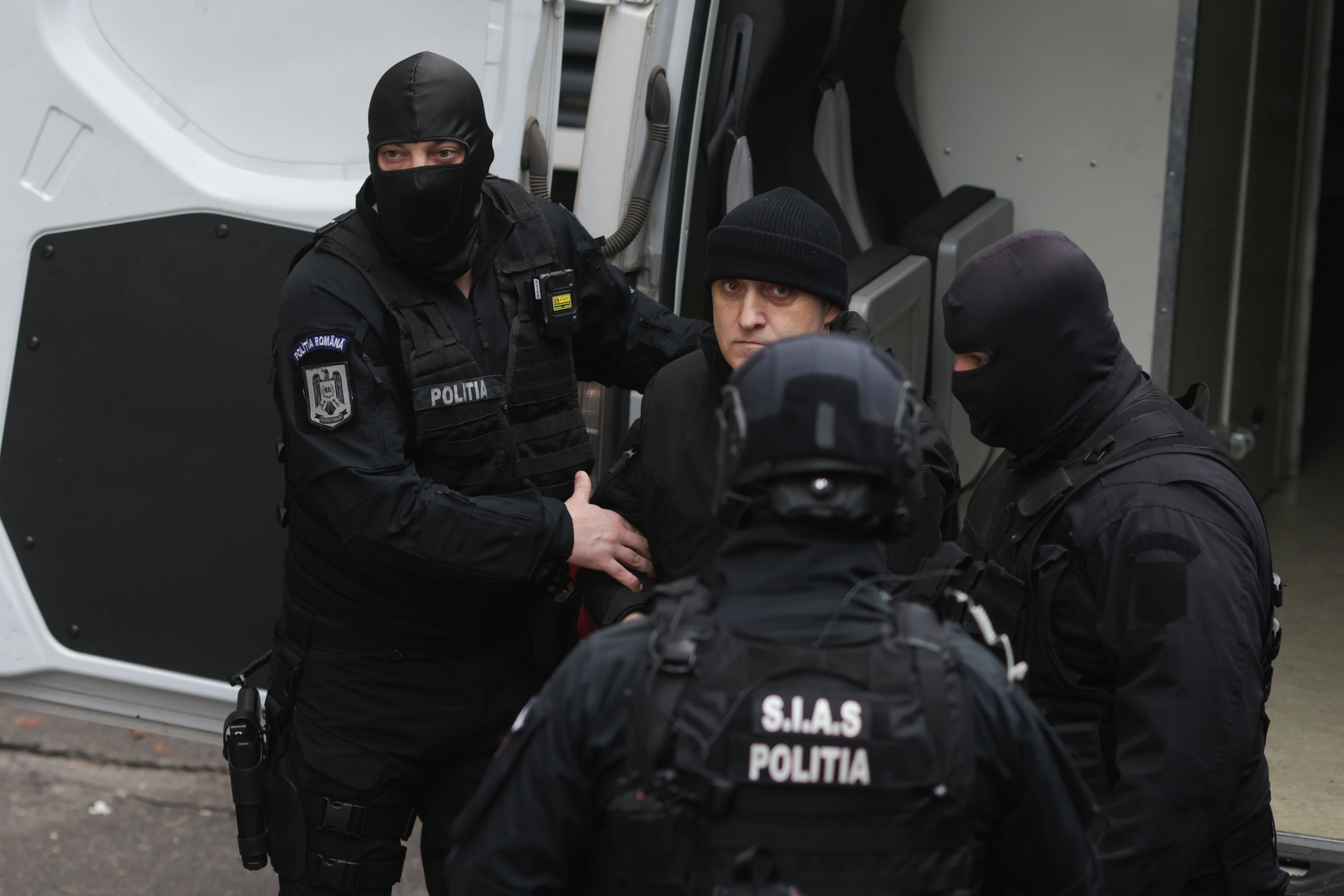 Horațiu Potra, fiul și nepotul său rămân în arest în dosarul privind destabilizarea României