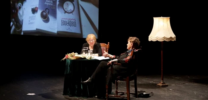 Silvia Colfescu şi Anamaria Smigelschi, la sala Atelier a TNB FOTOGRAFII: Florin Ghioca