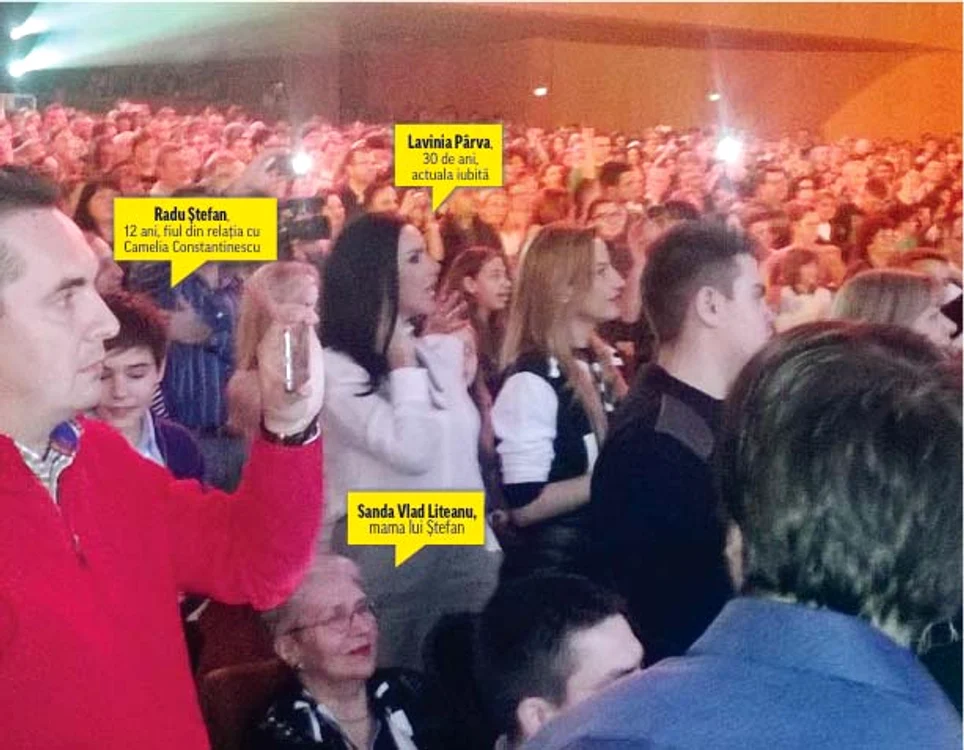 
    2014. Lavinia Pârva nu a lipsit  de la concertul iubitului ei  şi a venit însoţită de  fiul lui Ştefan şi de  mama cântăreţului  