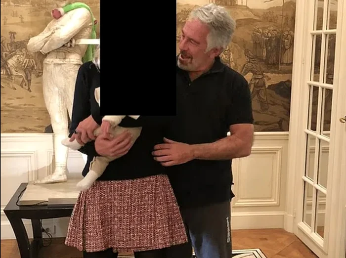 Jeffrey Epstein cu presupusa mamă a copilului foto: Departamentul de Justiție al SUA
