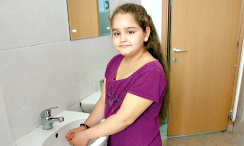 Chiuvetele şi toaletele de la şcoală  vor fi ca şi cele de la grădiniţă jpeg