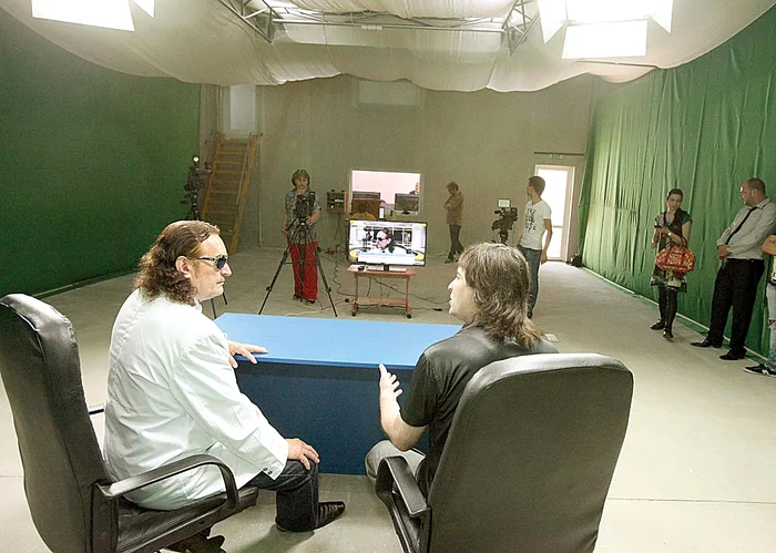 
    Miron Cozma (61 de ani)  tocmai se pregăteşte să  deschidă o nouă televiziune, Vătafu TV  