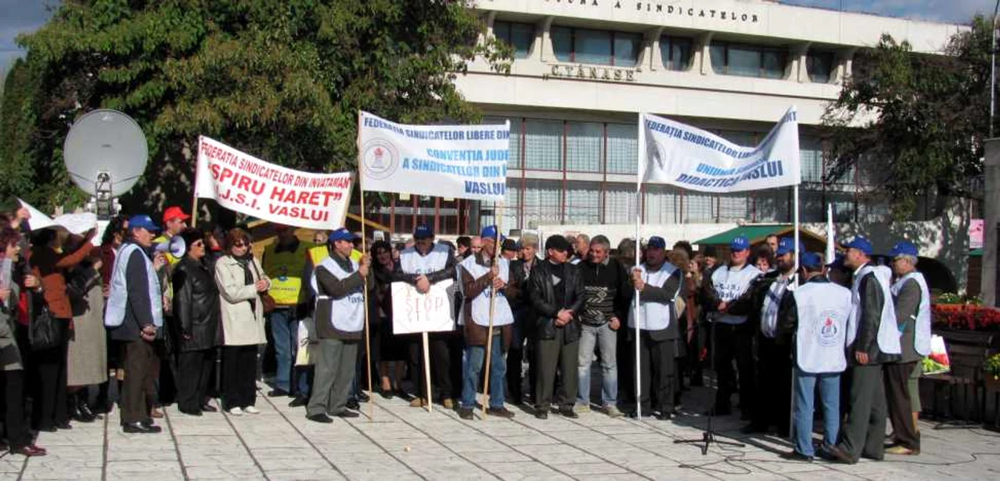 Dascălii se pregătesc de greva generală