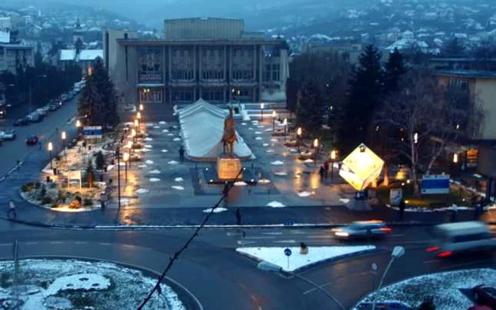 Centrul cultural "Drăgan Muntean" îşi va păstra numele. FOTO: ADEVĂRUL, D. Guţă