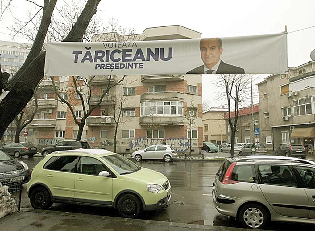 Bannerul de pe Calea Dorobanţi  este dovada că şi Călin Popescu Tăriceanu a candidat