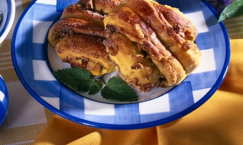Cinnamon Cakes with Nuts jpeg