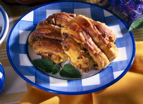 Cinnamon Cakes with Nuts jpeg