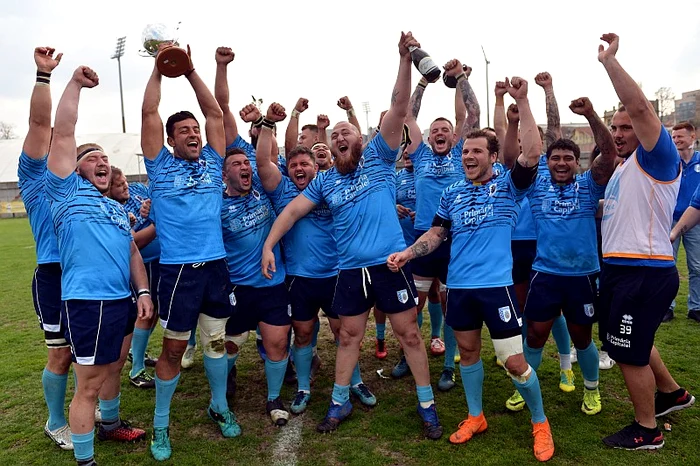Rugbyștii de la CSM București se bucură după ce au câștigat Cupa RomânieiFoto: Sport Pictures
