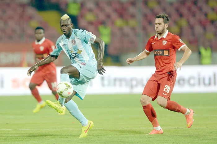 
    Ousmane N’Doye  este liderul din  teren al celor de la  Târgu Mureş  