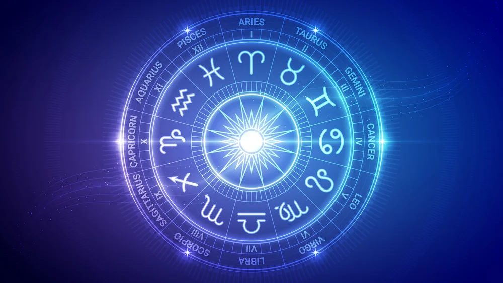 Horoscop duminică, 28 septembrie. Berbecii vor primi bani, iar Peștii vor fi hipersensibili