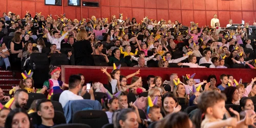 Peste 19.000 de părinți și copii au participat la spectacolele „Promisiunea Zurli”. Gașca Zurli pregătește un nou turneu dedicat mamelor FOTO: Zurli
