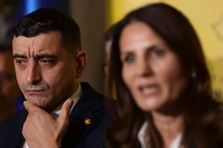 Replici tăioase la Realitatea Plus între George Simion și Anca Alexandrescu: „Ce ai de faci așa?”. Liderul AUR a publicat stenogramele de la care a pornit scandalul și spune că sunt false