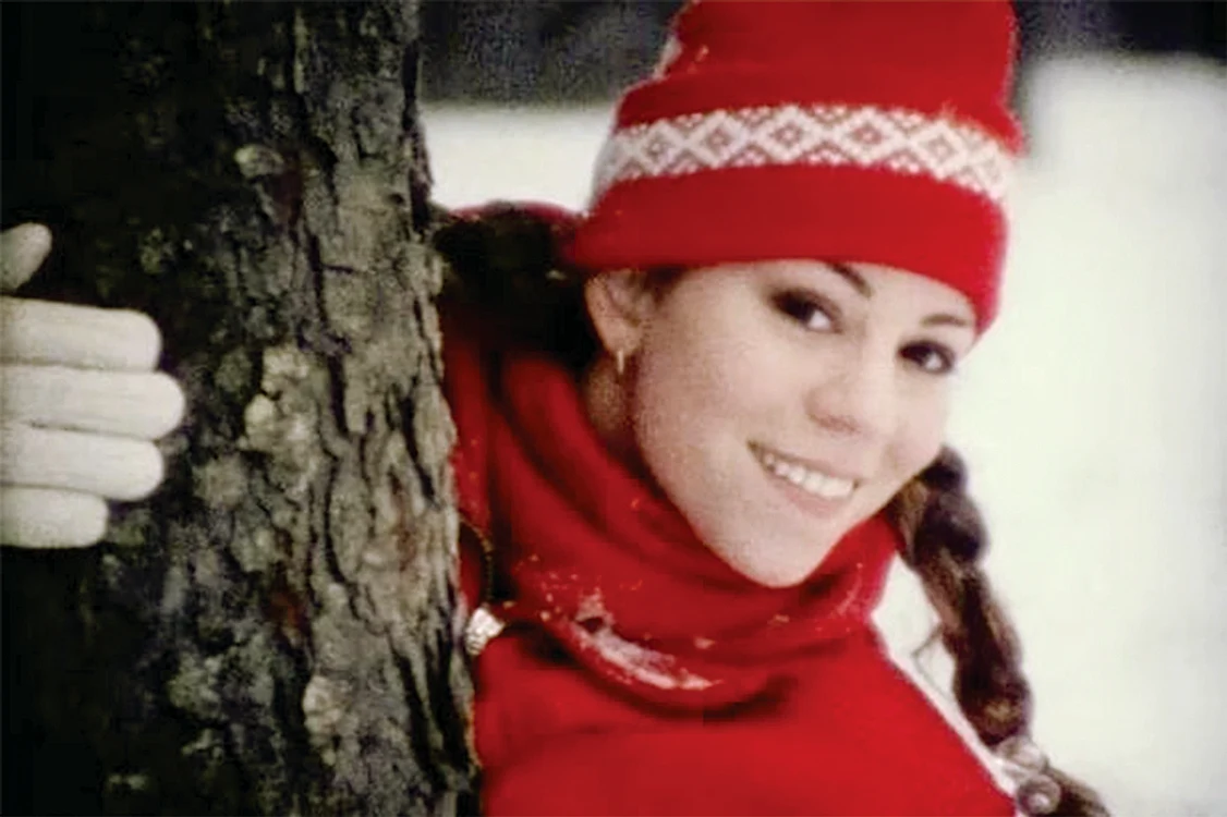 Mariah Carey, 52 de ani, a devenit ”zâna Crăciunului” datorită hitului lansat în 1994. Instagram