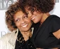 Whitney Houston și mama ei, Cissy Houston. FOTO: Getty Images