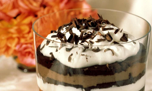 desert cu crema de vanilie si de ciocolata jpeg
