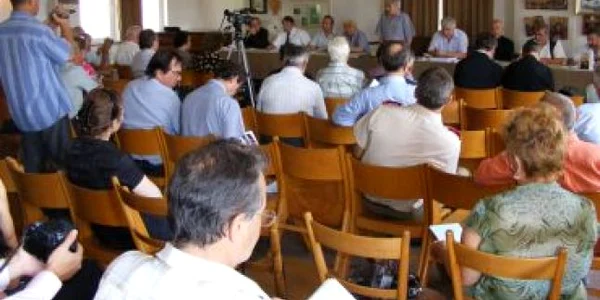 Râmnnicu Vâlcea: Preotul Dumitru Bălaşa, rememorat la Episcopie - Adevărul la minut