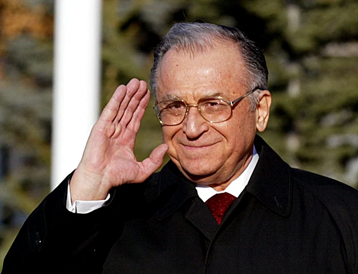 Ion Iliescu se simte mai bine. FOTO AFP