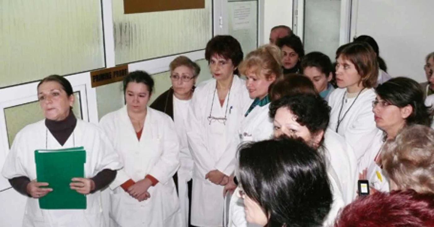 Laboranţii botoşăneni contestă vehement privatizarea