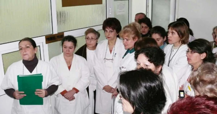 Laboranţii botoşăneni contestă vehement privatizarea