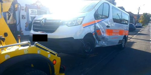 şofer de ambulanţă privată prins beat Foto Special Arad jpg