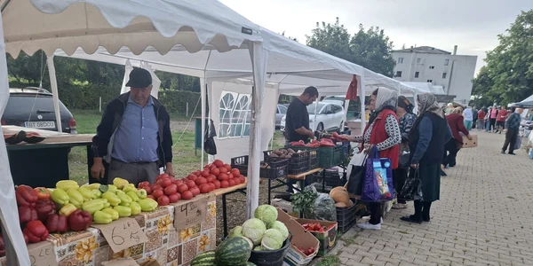 piata cu legume  jpeg
