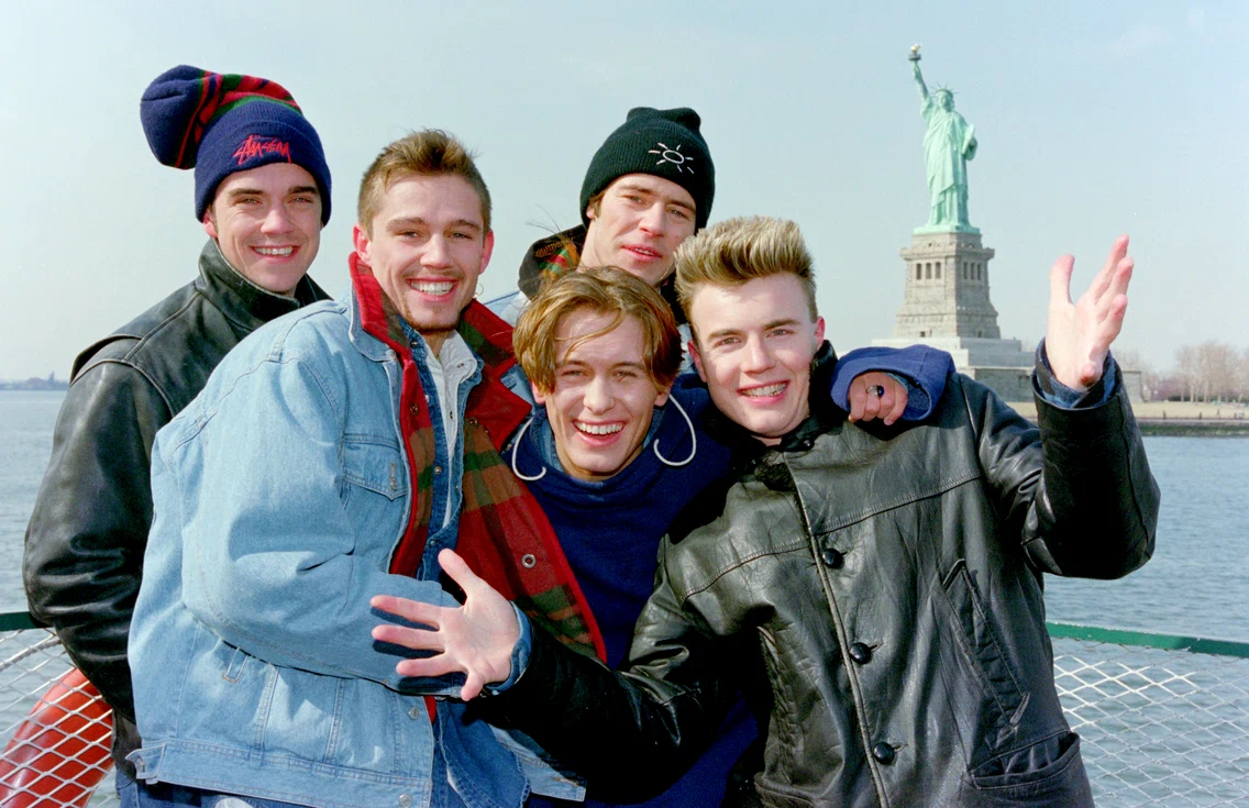 Gary Barlow în Take That, foto dreapta